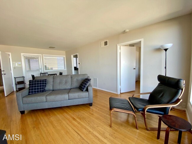 Building Photo - 1 br, 1 bath House - 980 Green Street # 3