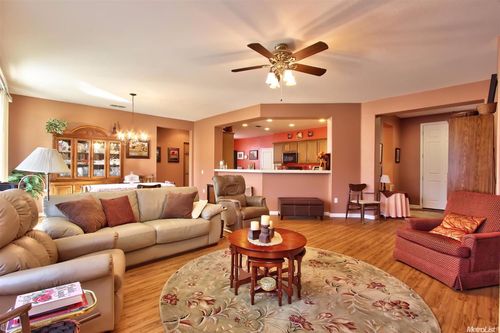 Foto del edificio - 192 Calistoga Ln