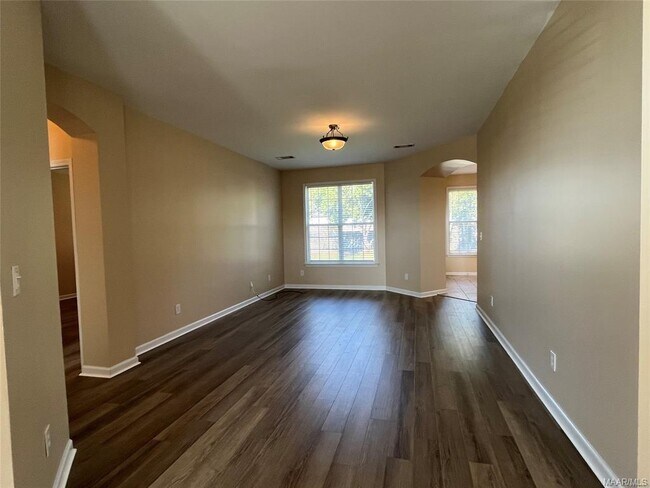 Foto del edificio - 8951 Alderwood Way