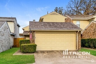 Building Photo - 1611 Sunset Village Dr