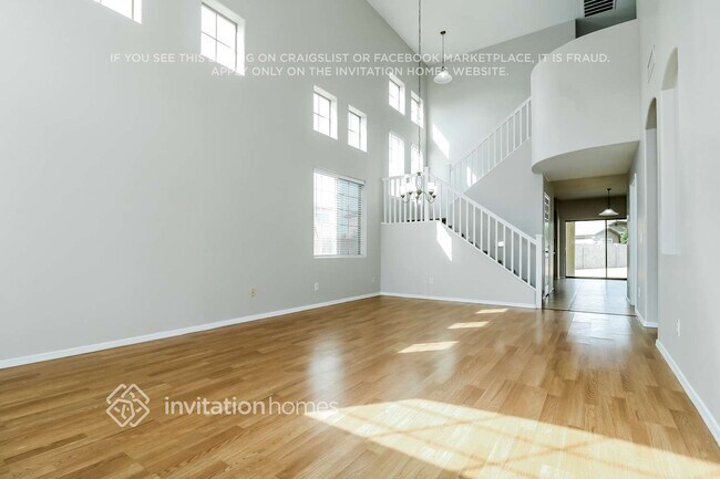 Foto del edificio - 8806 W Gardenia Ave