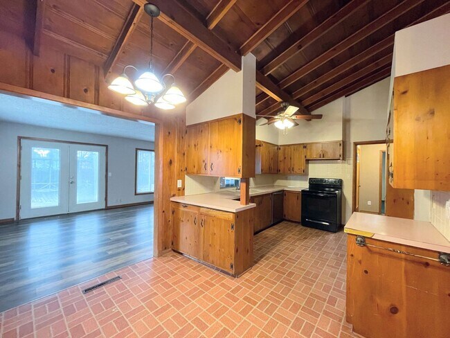 Foto del edificio - Ranch Style 4 Bedroom