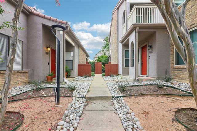 Building Photo - 4242 N Capistrano Dr