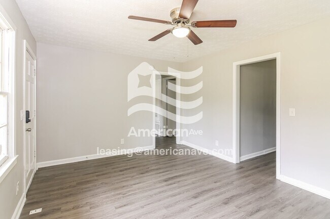 Foto del edificio - 1627 Celia Dr
