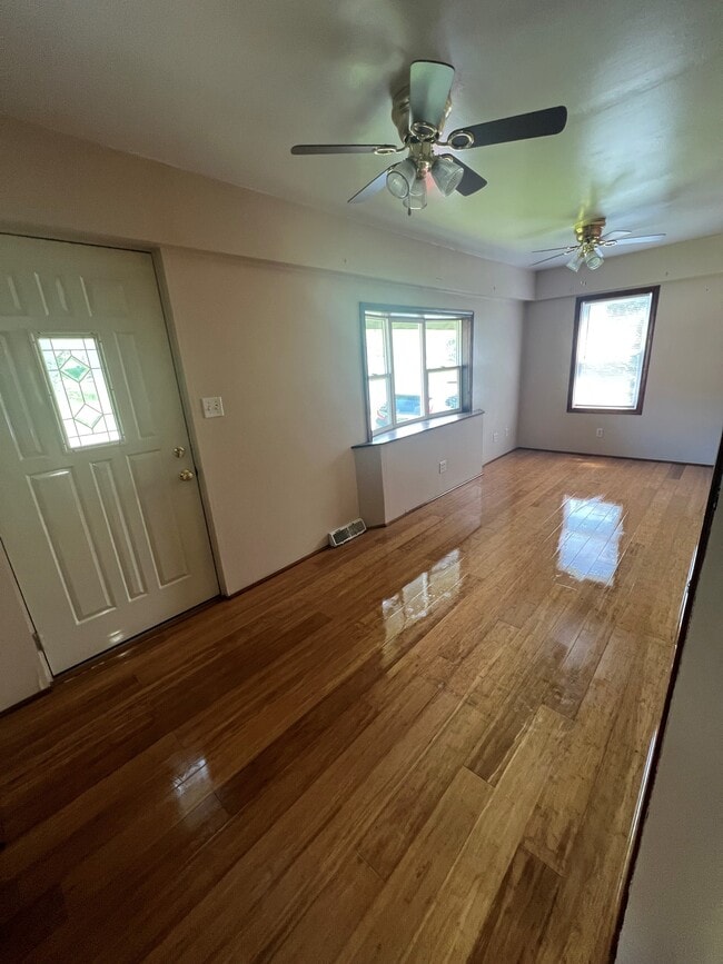 Foto del edificio - 744 Penn Ave