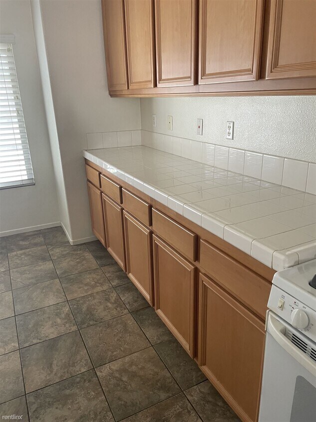 Foto del edificio - 3 br, 2.5 bath House - 4062 Garvey Way