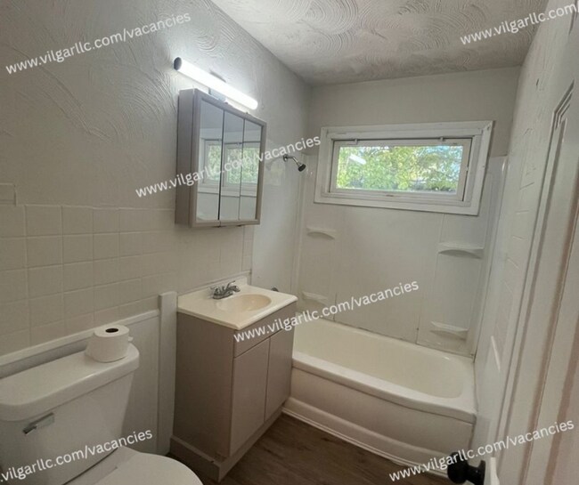 Foto del edificio - 3 Bedrooms | 1 Bathroom – Single-Family Ho...