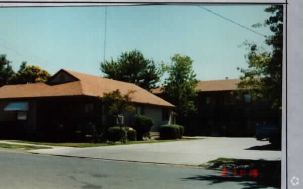 Building Photo - 461 S Jefferson St