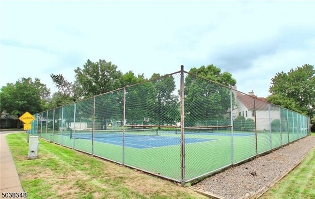 Foto del edificio - 206 Woodbridge Commons Way