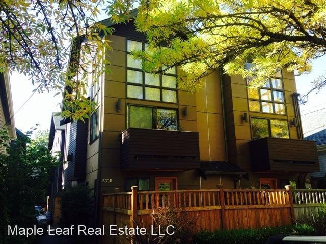 Primary Photo - 2 br, 2 bath House - 537 Martin Luther Kin...