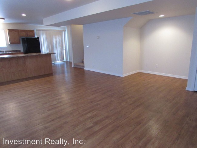 Building Photo - 131 Andrews Dr