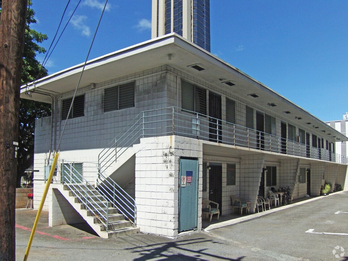 Primary Photo - 1515 S King St