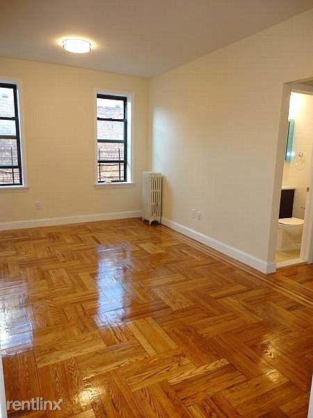 Foto del edificio - 3720 83rd St
