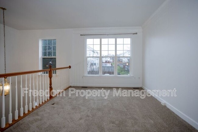 Foto del edificio - 8150 Rainwater Cir