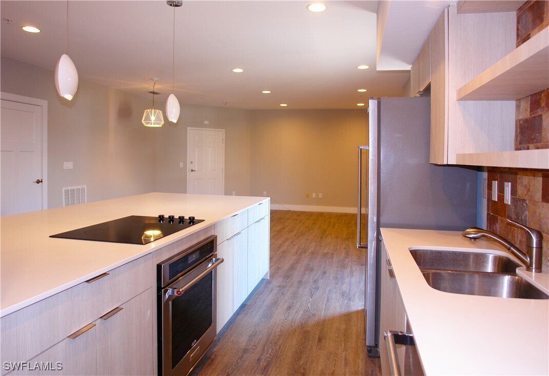 Primary Photo - 4645 SE 11th Pl