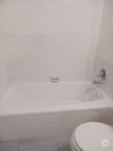 Building Photo - 3725 Wesley Dr
