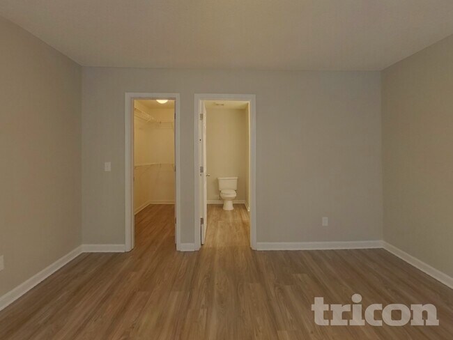 Foto del edificio - 2048 Lake Carolina Dr