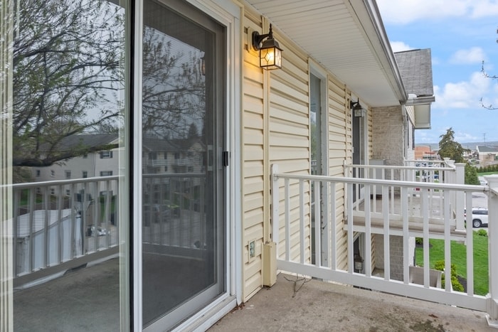 Photo - 5 Warren Lodge Ct (Cockeysville, MD)