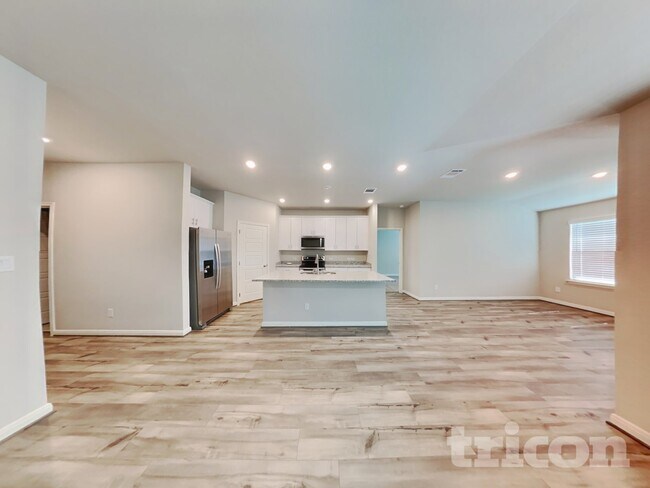 Foto del edificio - 13548 Paxton Blvd