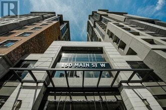 Building Photo - 150-150 Main St W
