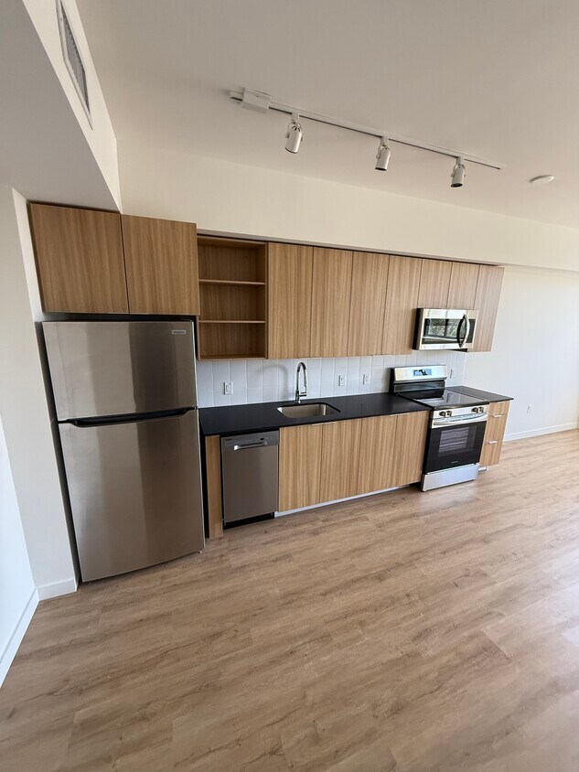 Foto principal - 868 E 23rd St