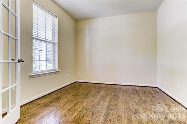 Building Photo - 5067 Timber Falls Dr