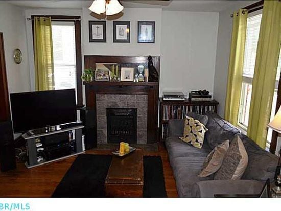 Foto principal - 147 W 6th Ave