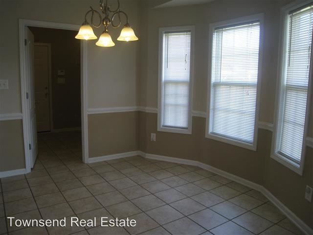 Building Photo - 307 Thomas Edison Pl