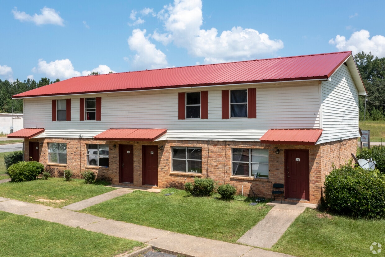 1500 N Archusa Ave, Quitman, MS 39355 Apartments in Quitman, MS