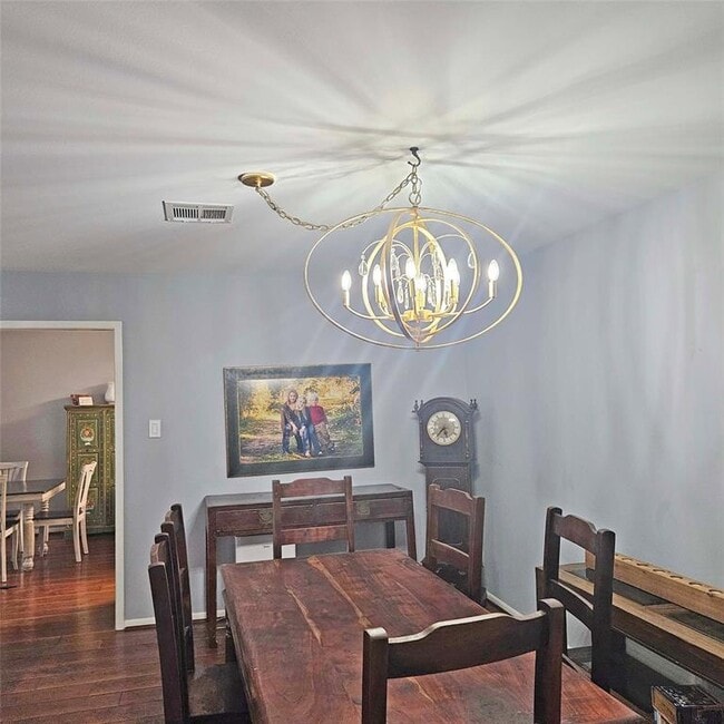 Building Photo - 15622 Whitewater Ln