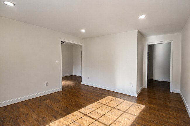 Foto del edificio - 826 North Dr