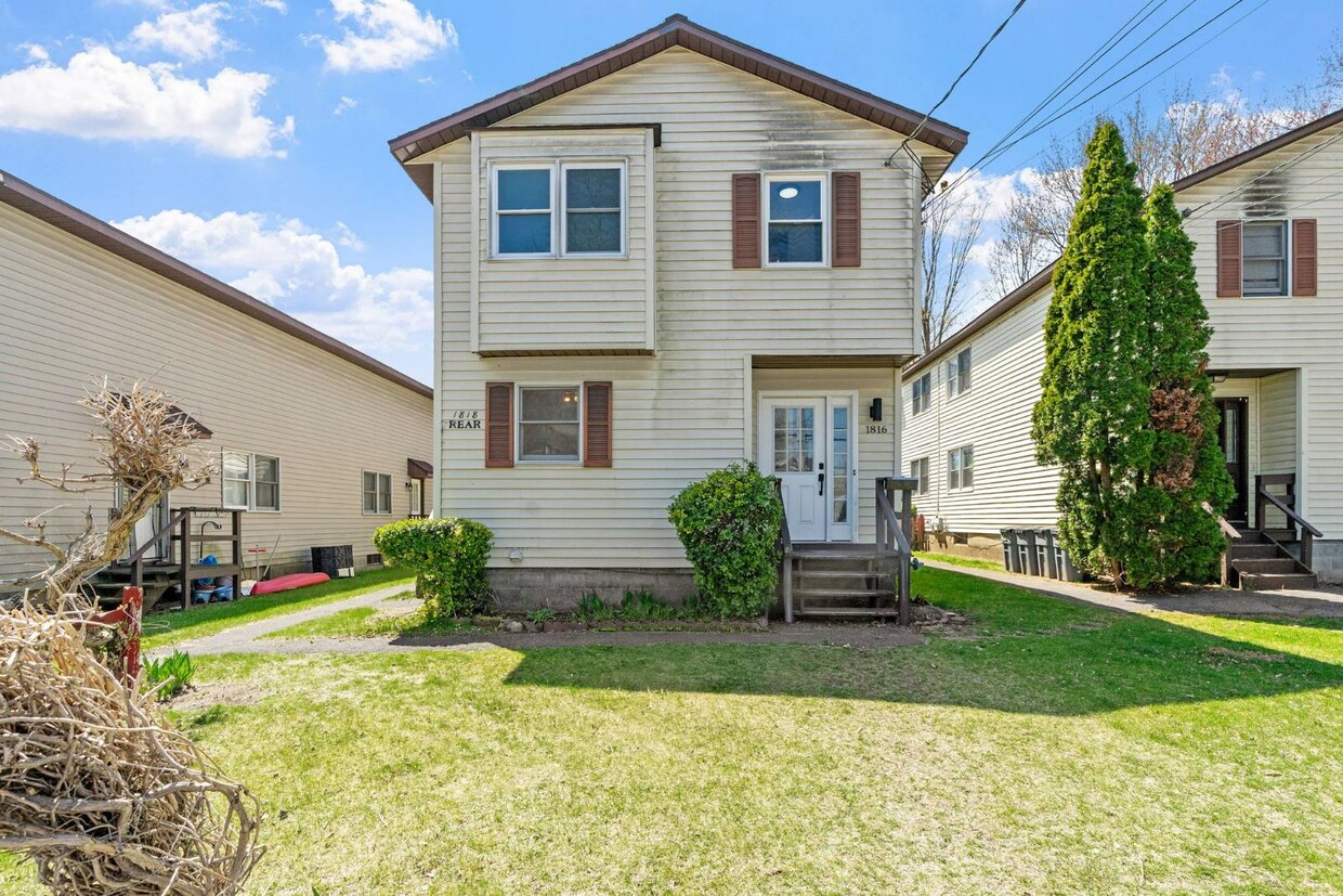 Primary Photo - 1816 Albany St