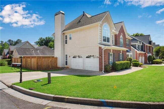 Building Photo - 1610 Elgaen Pl Dr