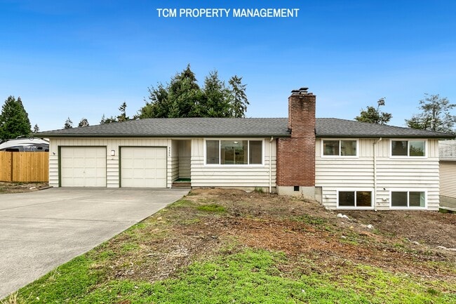 Building Photo - 4806 S 179th St