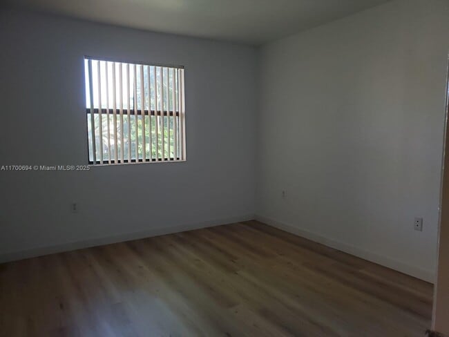 Building Photo - 15551 SW 104th Ter