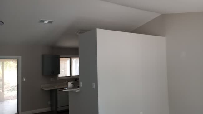 Building Photo - 679 Burnt Creek Dr NW