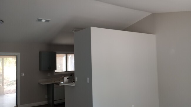 Foto del edificio - 679 Burnt Creek Dr NW