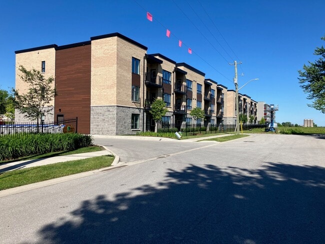 Building Photo - 265 Butler St