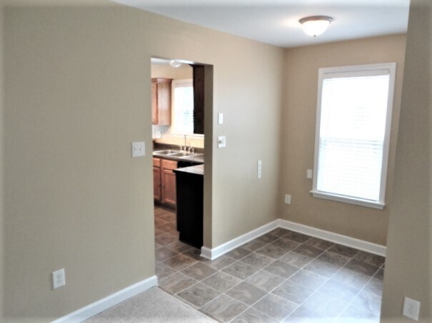 Building Photo - 3913 Lodgepole Lane