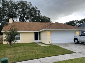 Building Photo - 2043 Shadow Pine Dr