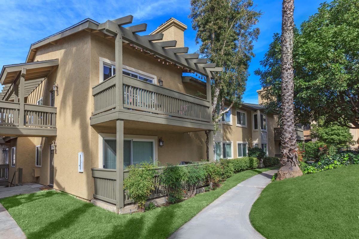 Primary Photo - Hilltop Condos