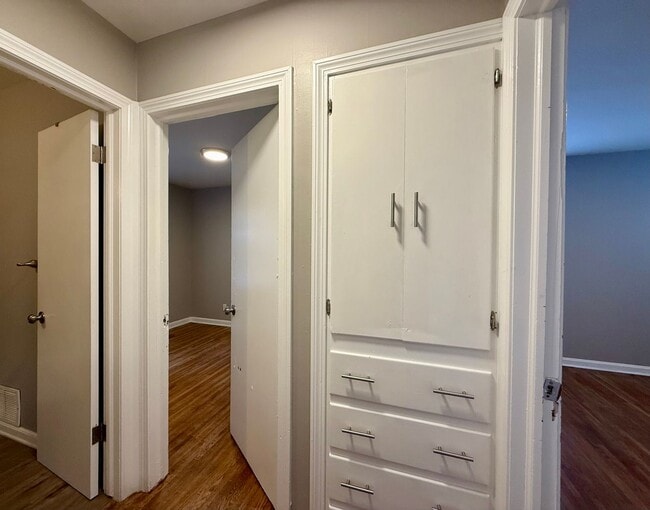 Foto del edificio - Freshly Renovated 2 Bedroom