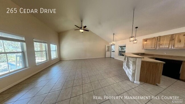 Building Photo - 265 Cedar Dr