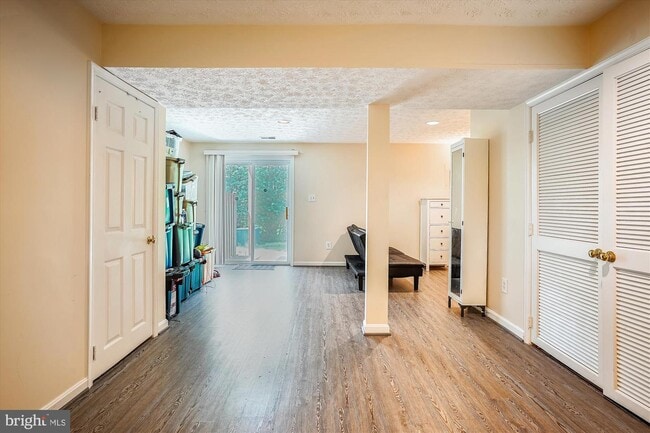 Building Photo - 8058 Morning Meadow Ct