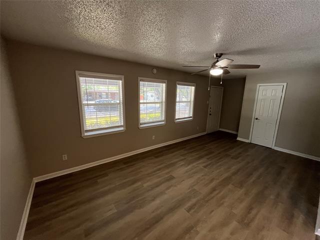 Building Photo - 10415 Sylvia Dr