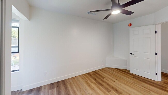 Foto del edificio - 1532 Gulf St