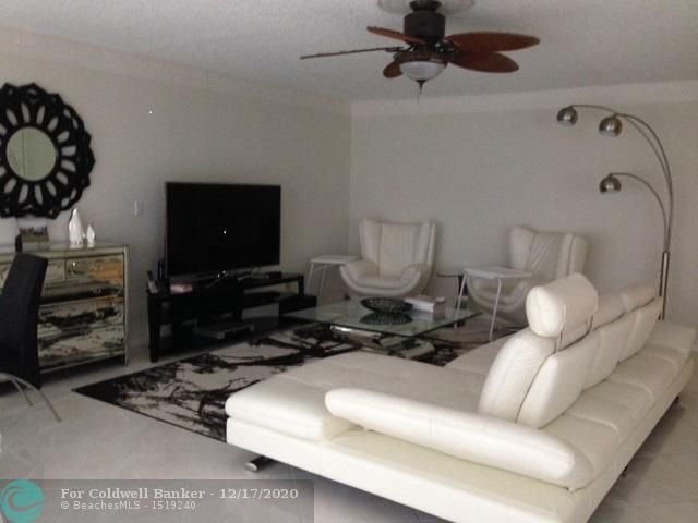 Primary Photo - 4900 N Ocean Blvd
