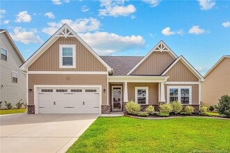 Building Photo - 620 Stonebriar Ave