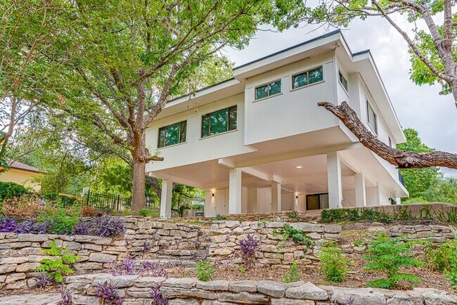 Foto del edificio - 568 W Quill Dr