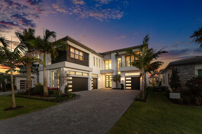 Foto del edificio - 9516 Riverside Pk Dr